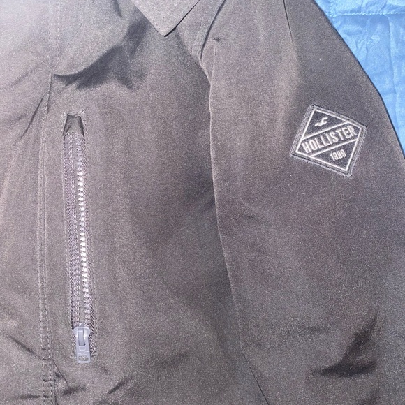 Fur winter jacket Hollister - Picture 3 of 3